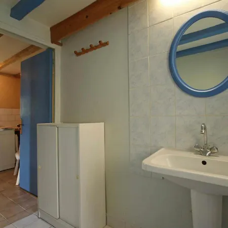 Holiday home Le Theil, 3 Pieces, 5 Personnes - Fr-1-497-72